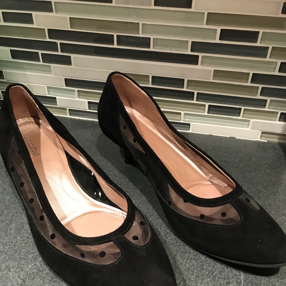 BeautiFeel size 10 black suede